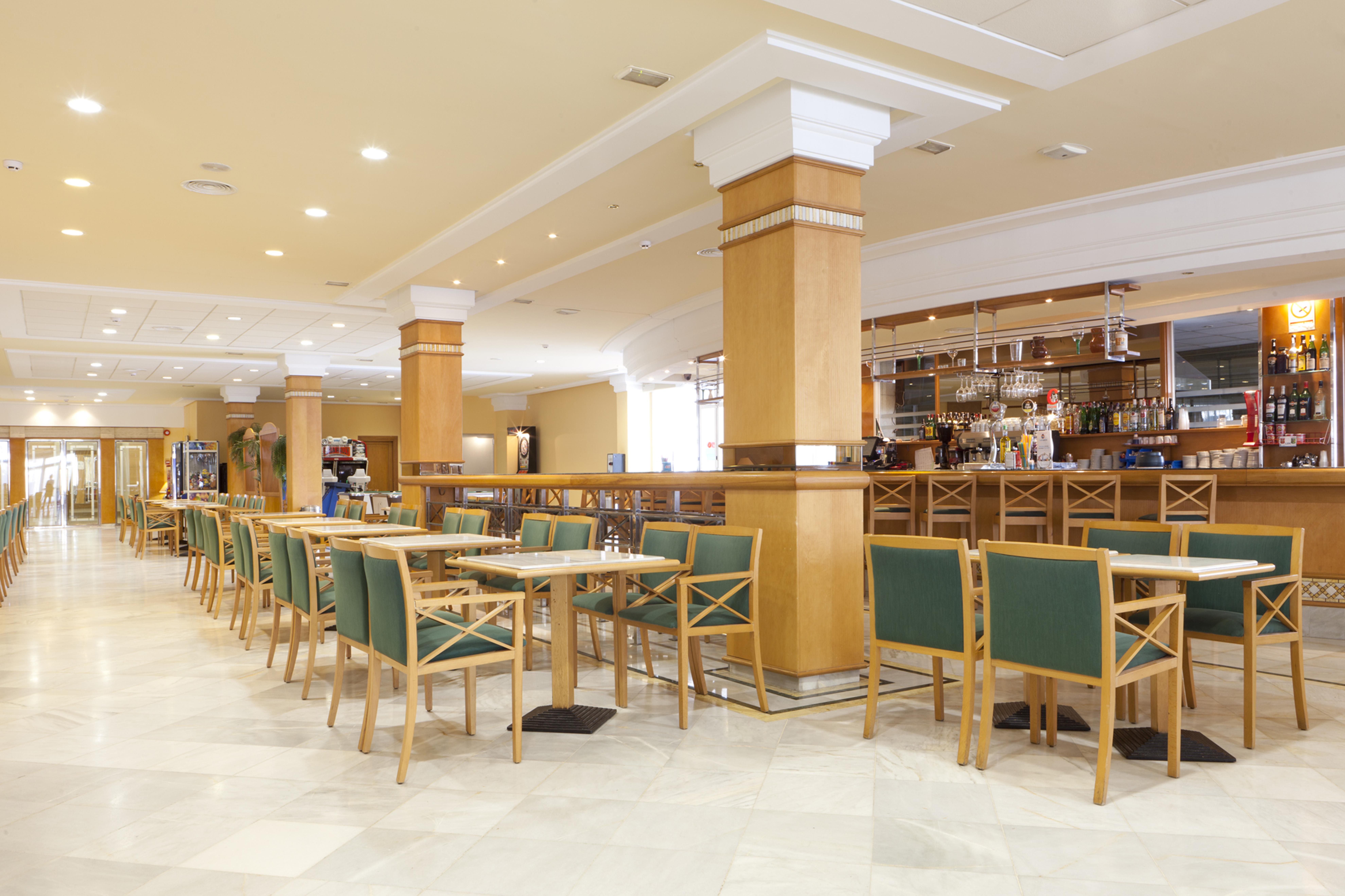 萨默斯酒店 马盖鲁夫 外观 照片